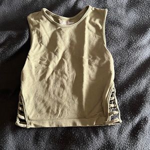 very fitting tank top